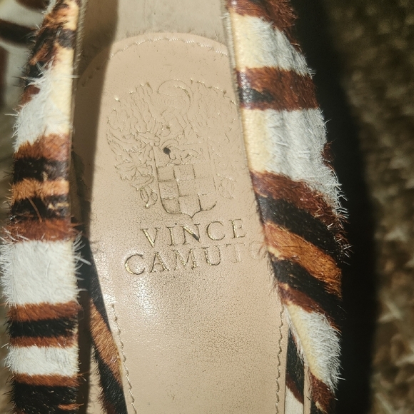 Vince Camuto Brown and White Wedge Sandals with Natural Sole - Picture 2 of 5